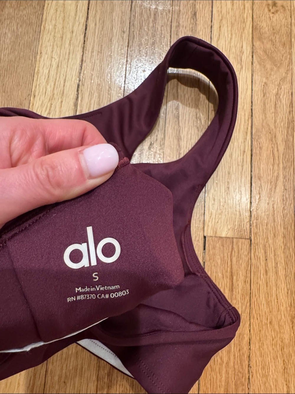 ALO Yoga Burgundy Airlift Advantage Racerback Bras size small - Picture 7 of 7